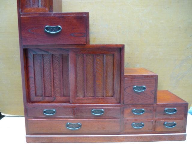 階段箪笥　ケヤキ材　美品　九杯引き出し　和家具・収納箪笥