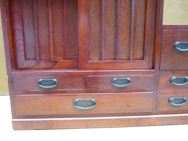 階段箪笥　ケヤキ材　美品　九杯引き出し　和家具・収納箪笥