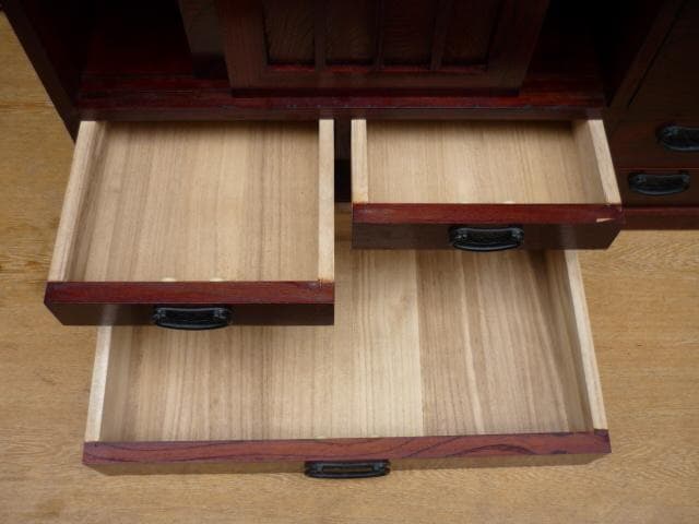 階段箪笥　ケヤキ材　美品　九杯引き出し　和家具・収納箪笥