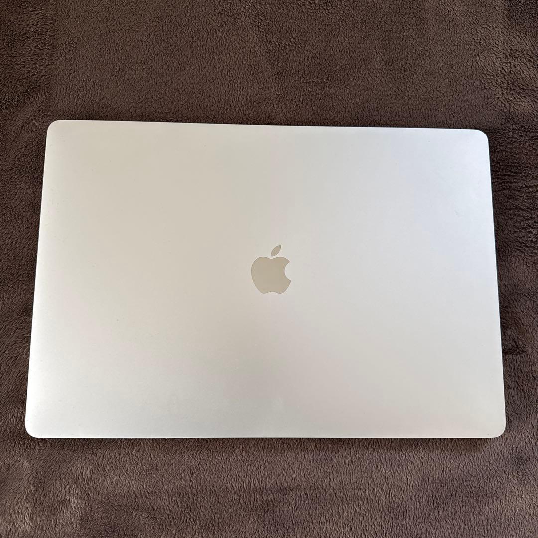 Apple MacBook Pro シルバー 本体