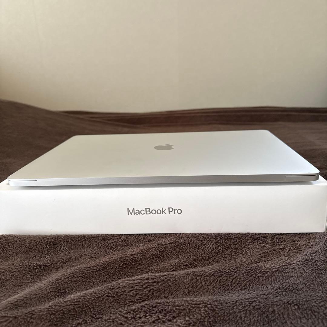 Apple MacBook Pro シルバー 本体