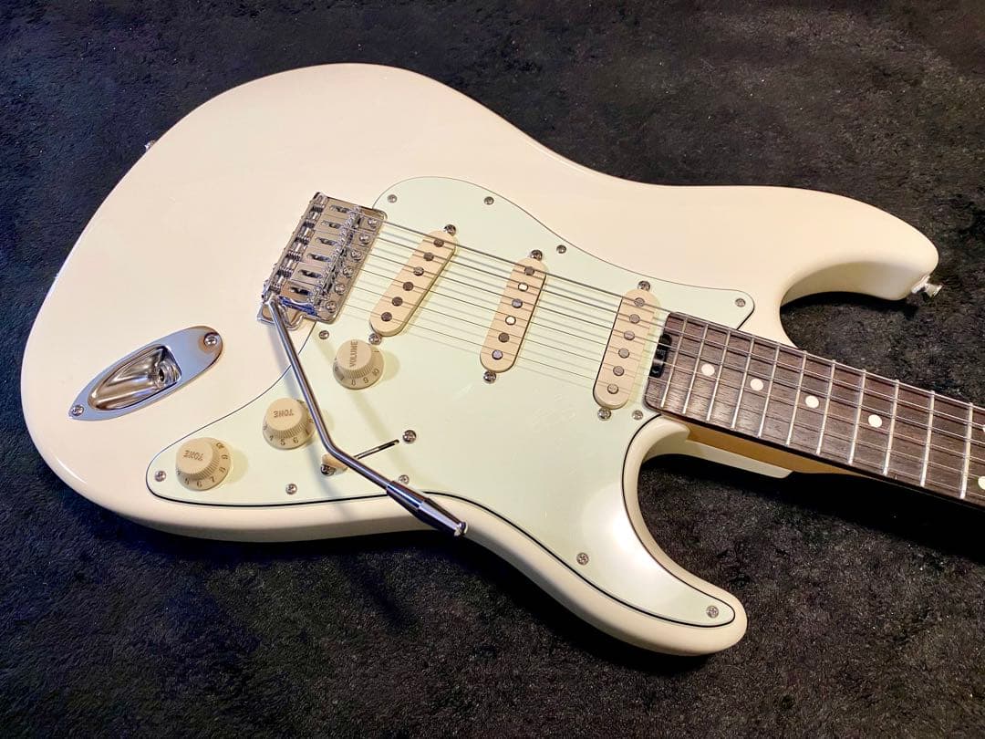 SCHECTER N-ST VWHT (Vintage White)最終値下げ