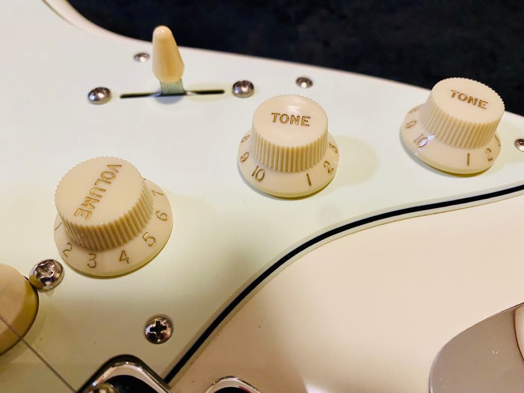 SCHECTER N-ST VWHT (Vintage White)最終値下げ