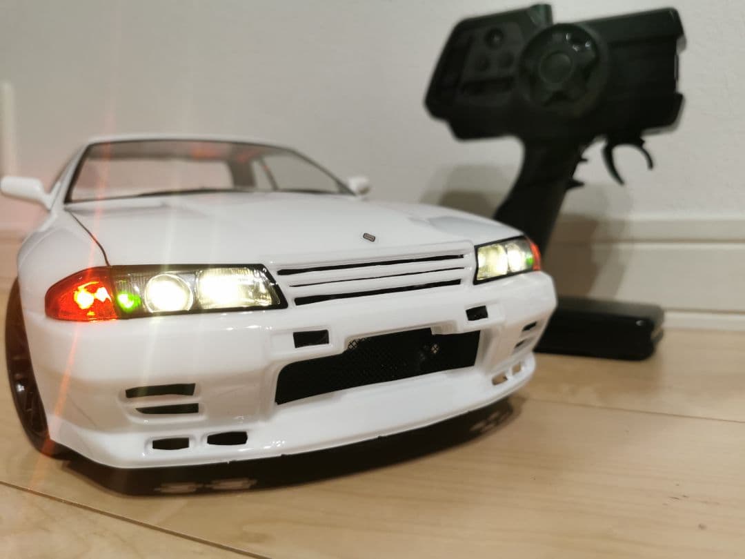 さ*な様 タミヤ スカイライン GT-R ラジコン フルセット LED14灯 T