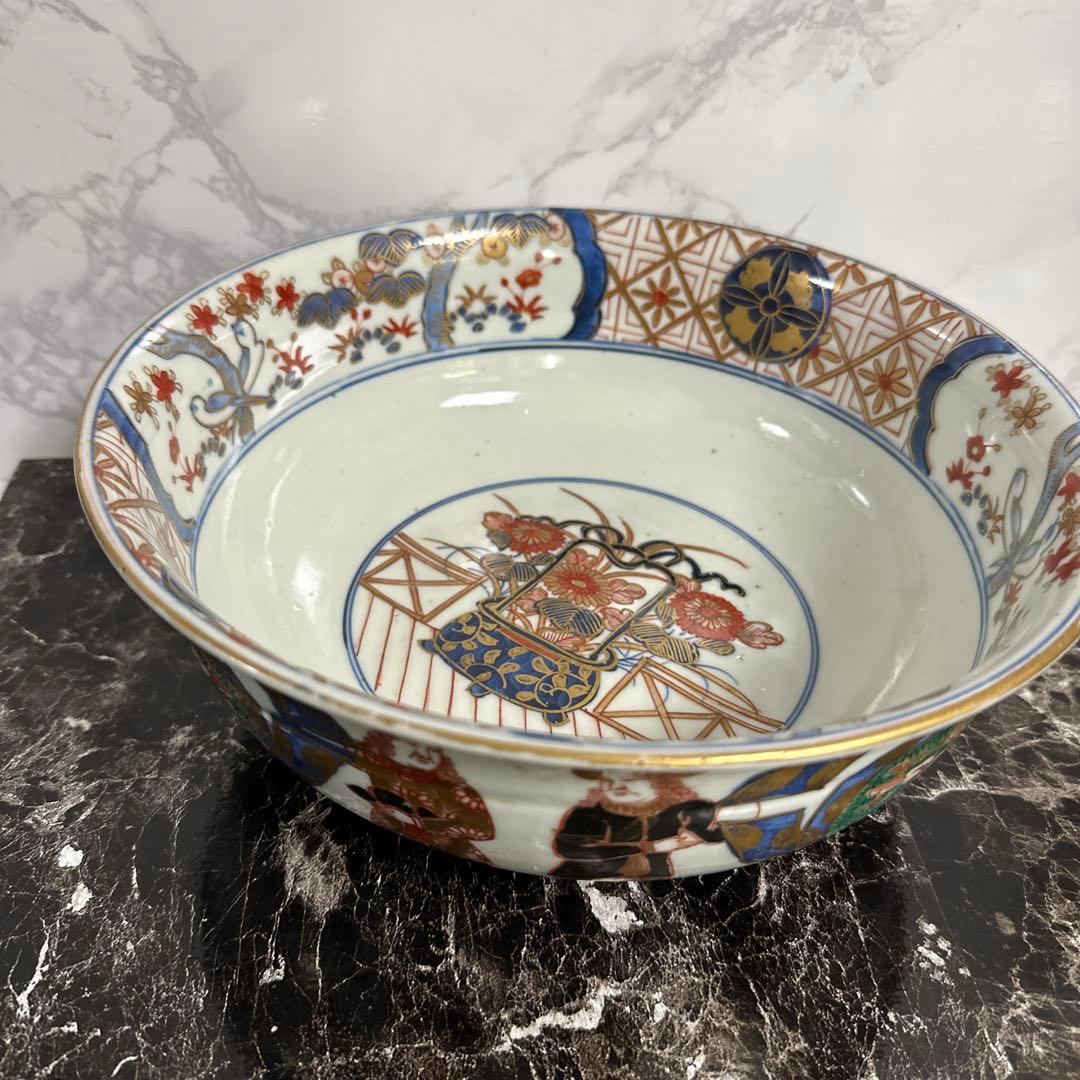 古伊万里、南蛮人物、染錦大鉢。箱付き。無傷。