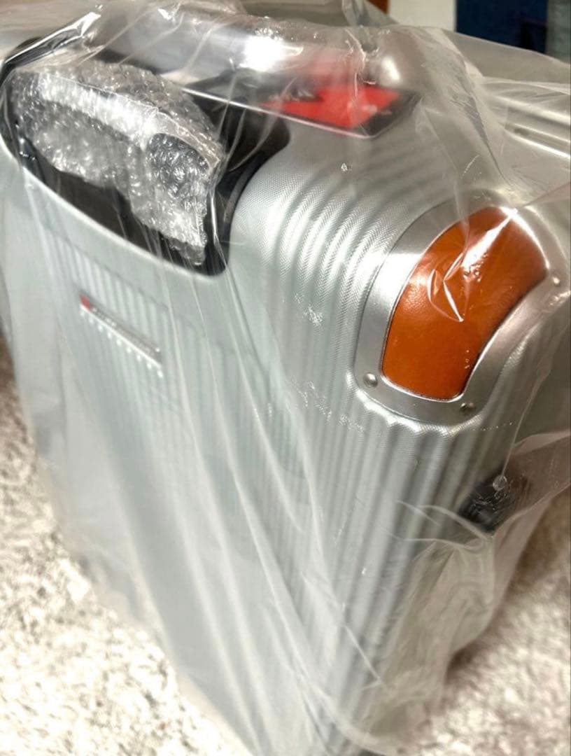 スーツケース　スイスミリタリー