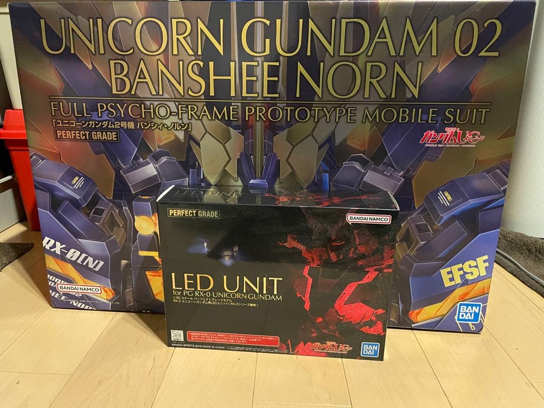 PG ユニコーンガンダム2号機バンシィ・ノルン本体+LEDユニット