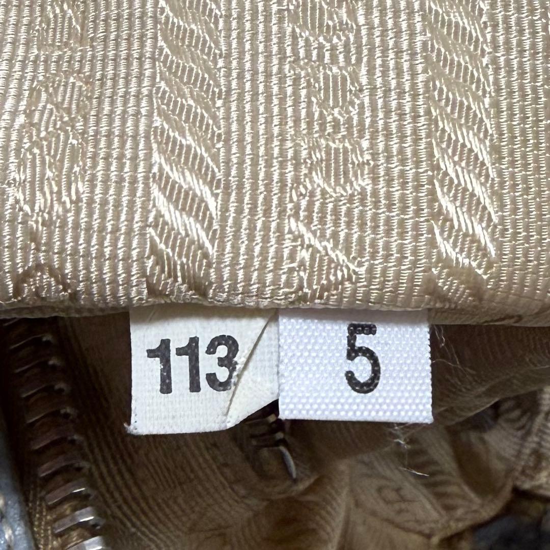 PRADA ライトブルー レザーハンドバッグ