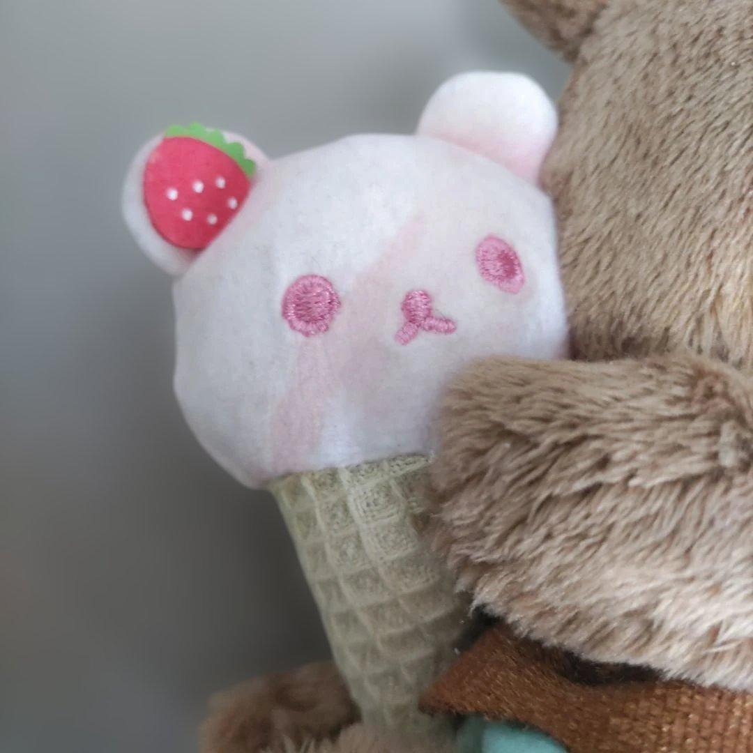チャイロイコグマ　ハッピーアイスクリーム　ぬいぐるみ