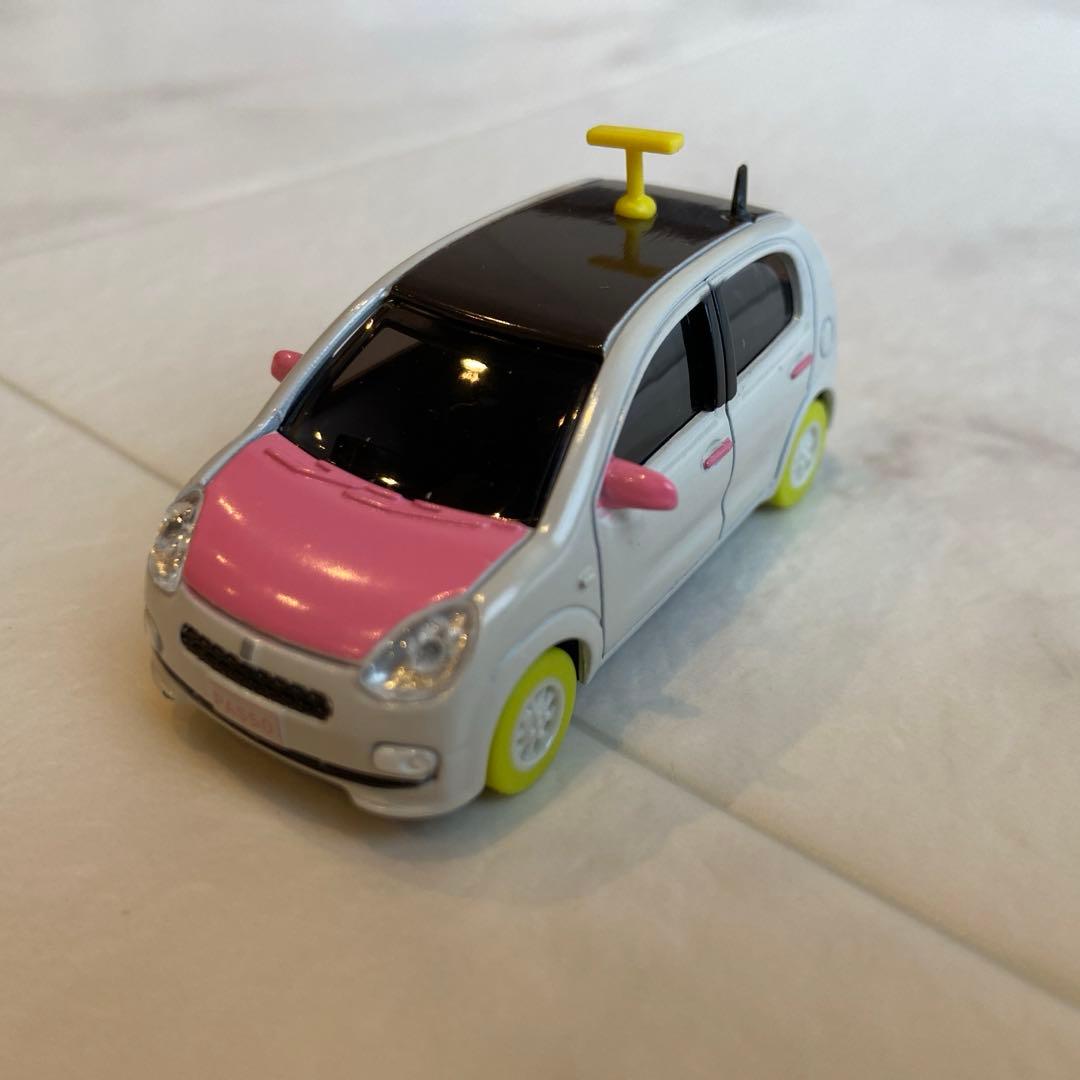 ドラえもん TOYOTAパッソ ミニカー