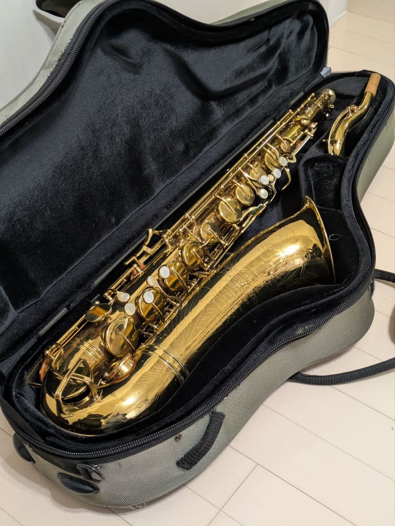 Buescher Aristocrat Big B テナーサックス