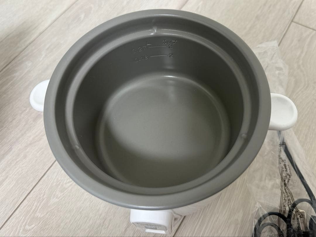 【パナソニック】 炊飯器 1.5合 SR-MC03-W