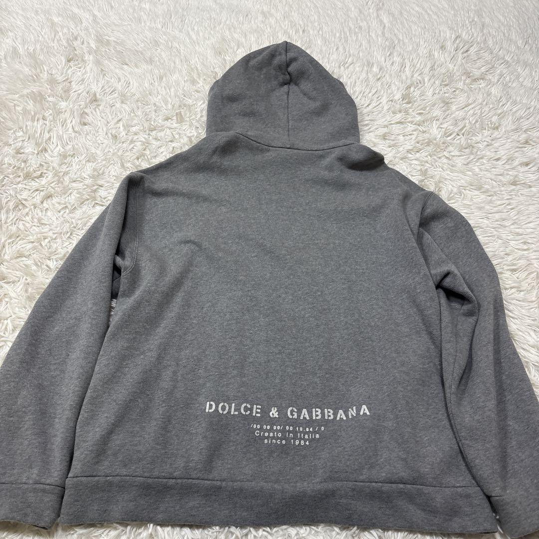 【大きいサイズ】ドルチェアンドガッバーナ　パーカー グレー　ロゴ　大人気