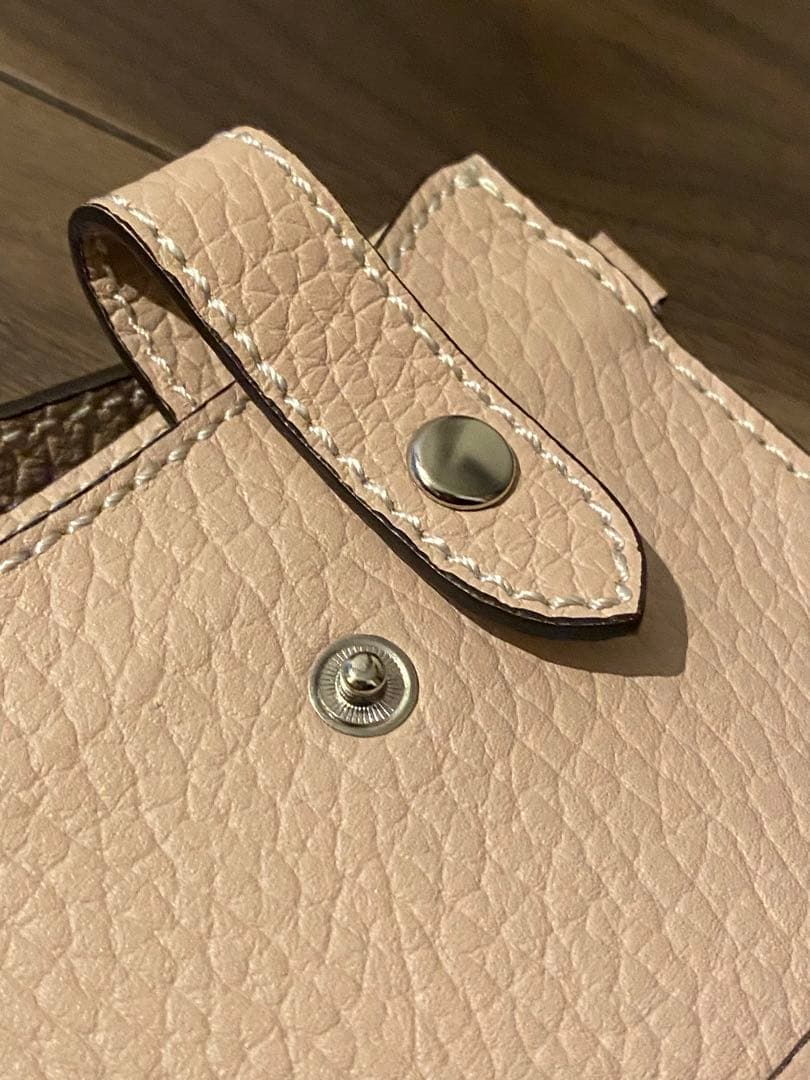 新品未使用品 スマホ　ストラップケース