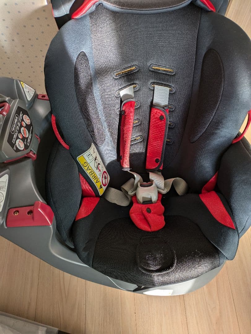 アップリカ Apricaチャイルドシート(360°回転)新生児〜3才ぐらい