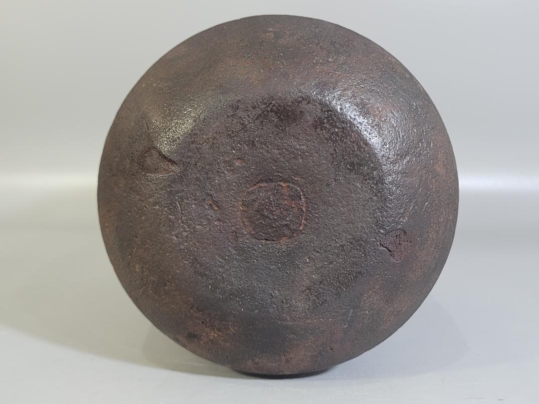 茶道具 菊地紋 筒釜 古作 時代物 DT374