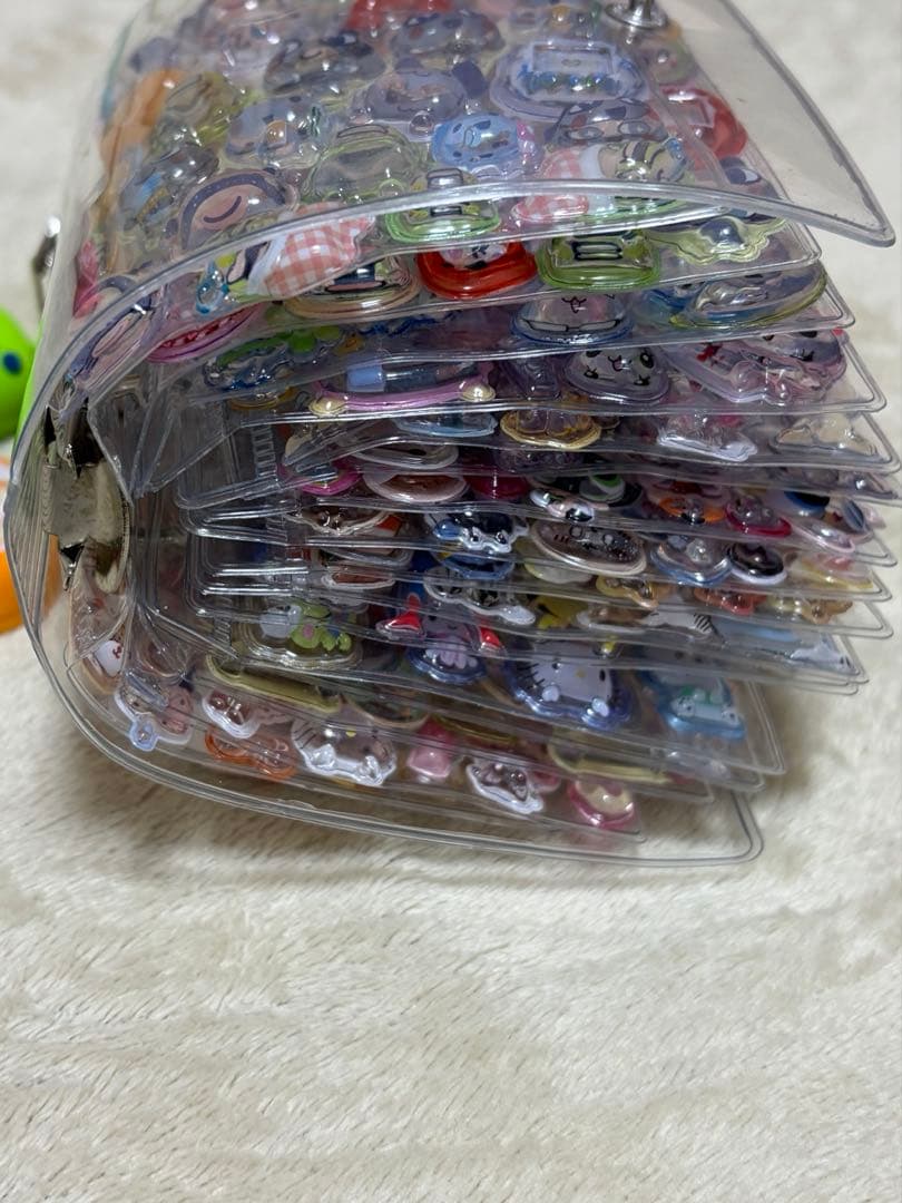 シール帳 完成版 全て正規品 たまごっち しずくちゃん サンリオ ちいかわ 等