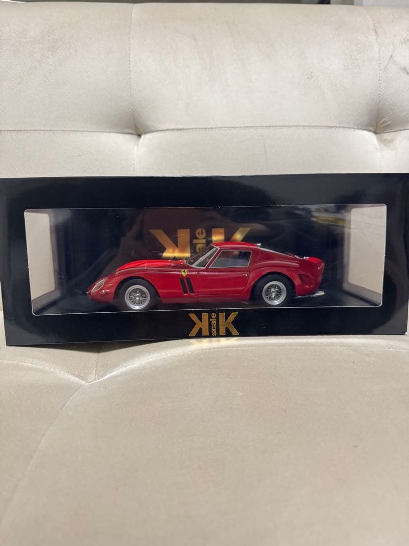 KKスケール　1/18 フェラーリ 250GTO