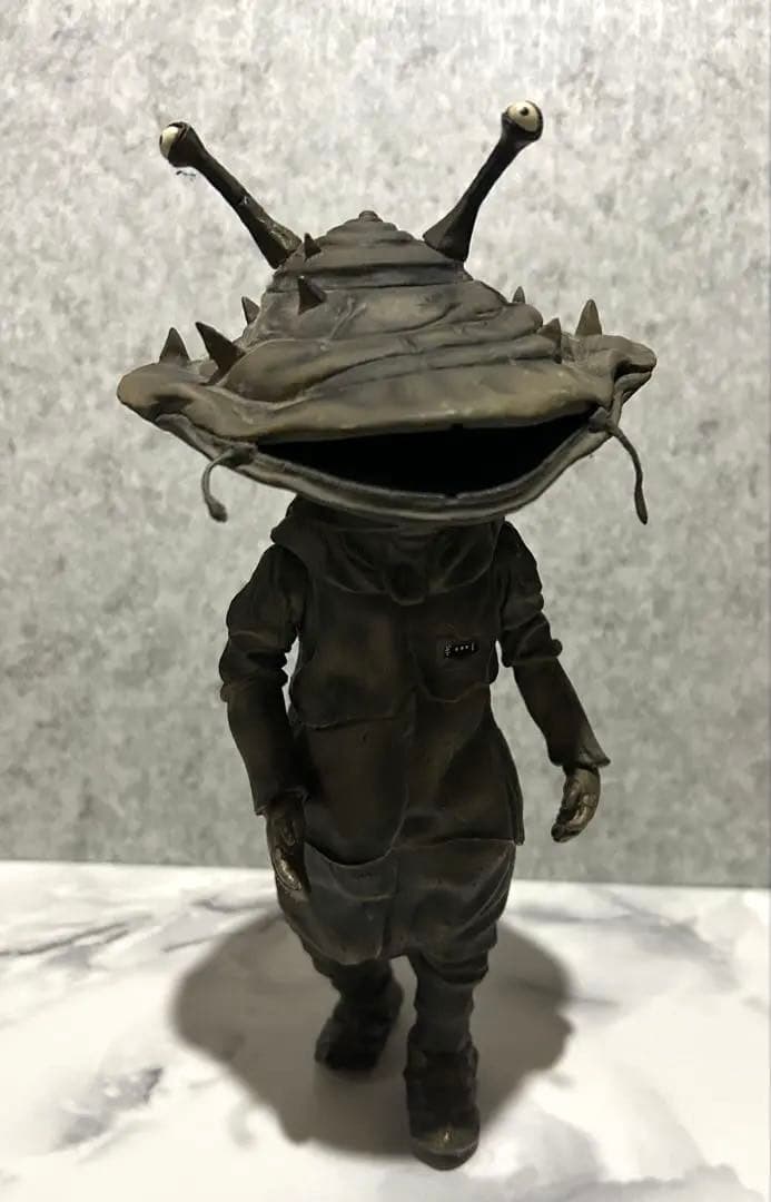 X-PLUS大怪獣シリーズウルトラQに登場する『怪獣カネゴン』のフィギュア