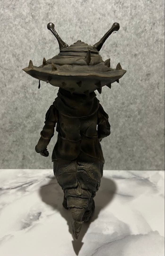 X-PLUS大怪獣シリーズウルトラQに登場する『怪獣カネゴン』のフィギュア