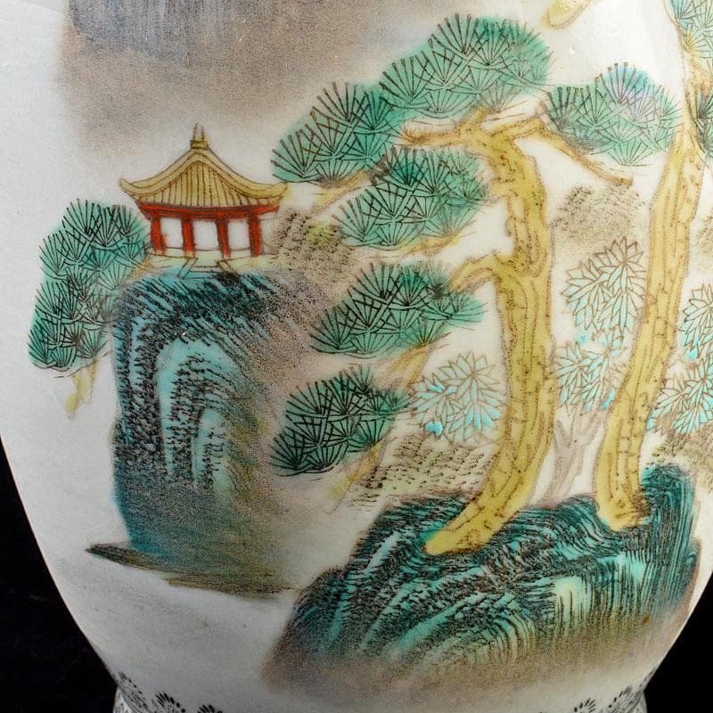 中国　景徳鎮製　粉彩　漢詩山水文瓶　D　R6038B