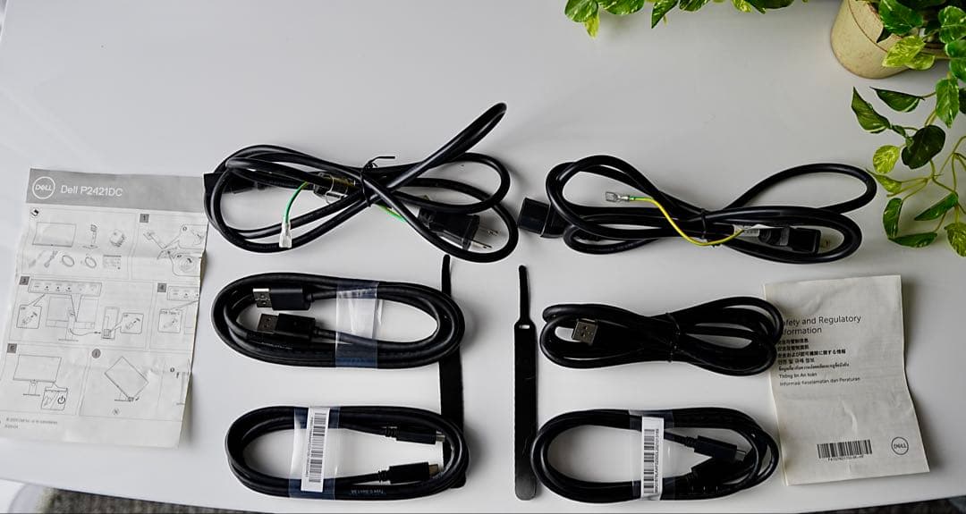 Dell P2421DC 2台セット　デル　モニター　ディスプレイ　24インチ