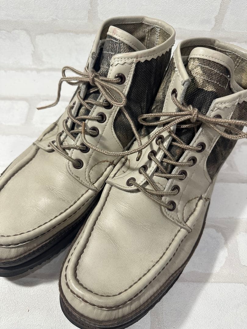 ラッセルモカシン　モカシンブーツ　珍しいリアルツリー生地とのコンビ