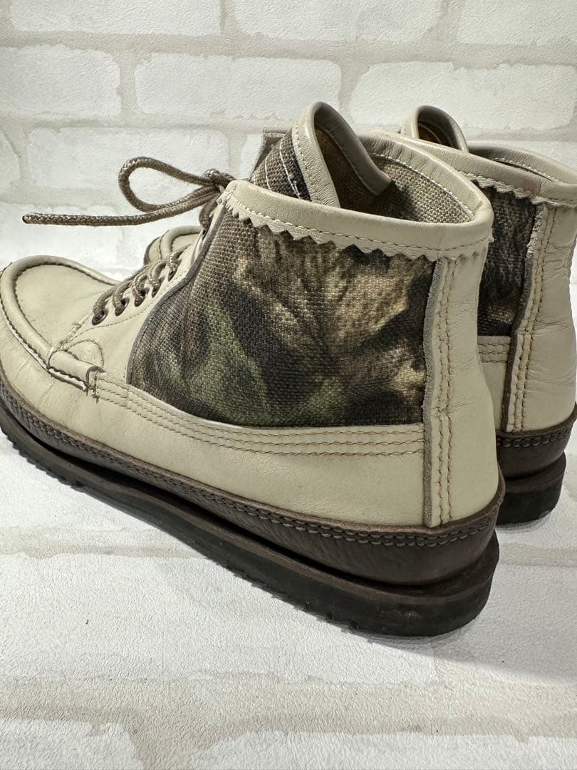 ラッセルモカシン　モカシンブーツ　珍しいリアルツリー生地とのコンビ