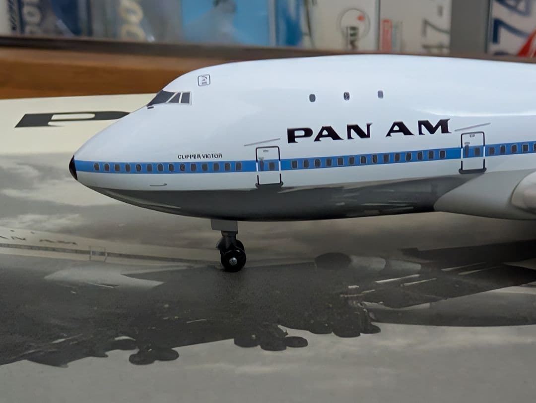 ドラゴン 1/400 バンナム PANAM 747-100