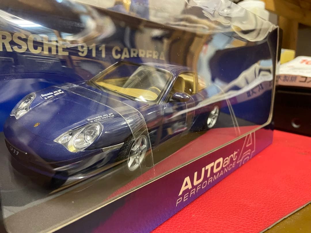 オートアート　　ポルシェ911カレラ
