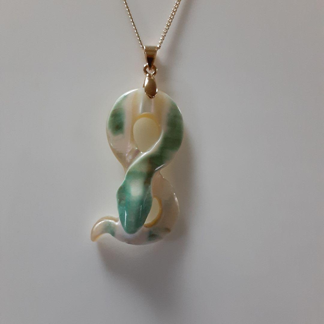 夜光貝　(チャルリズ様。お取引き中)　『4点セット』ペンダント。