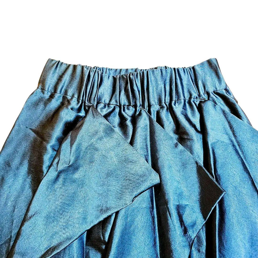 美品 ヴィヴィアンウエストウッド フレアスカート サテン 個性的 1033