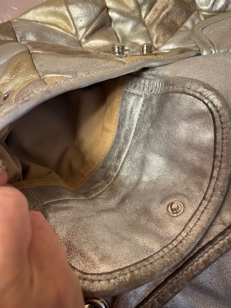 ミュウミュウ　シルバー 編み込みハンドル ショルダーバッグ