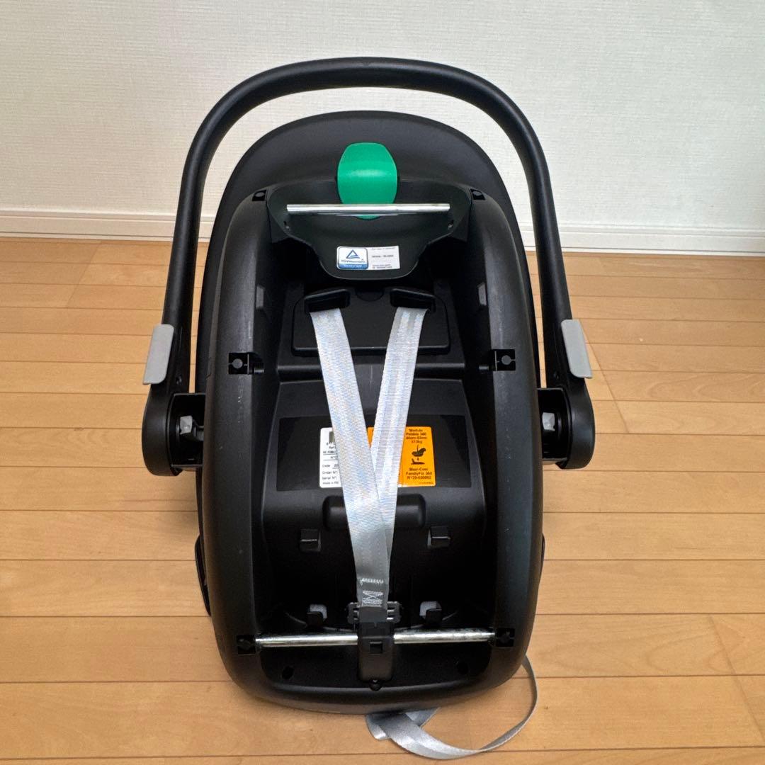 マキシコシ　ペブル360 チャイルドシート