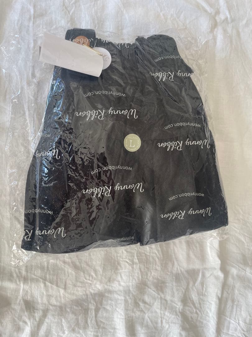 WONNY RIBBON フリル付き黒スカート サイズL