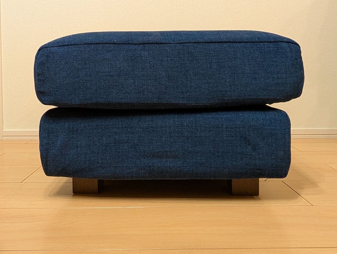 NOYES Decibel Traditional オットマン