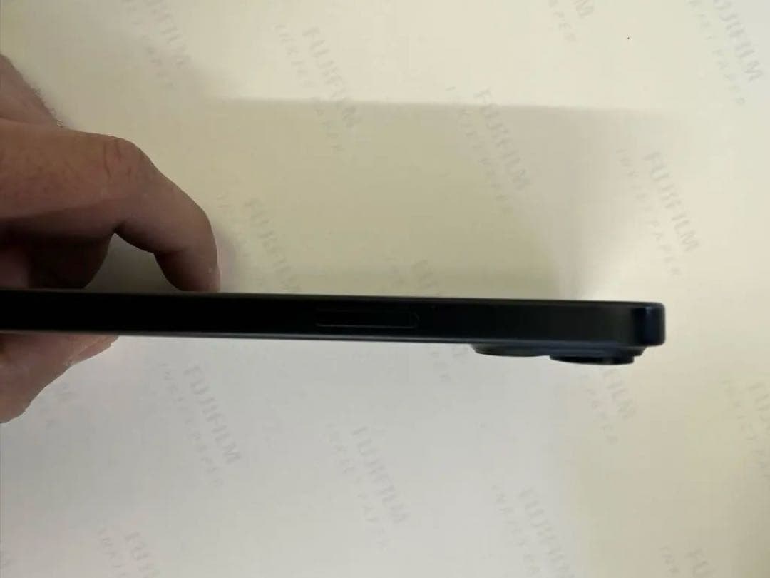 黒 iPhone15 128GB SIMフリー