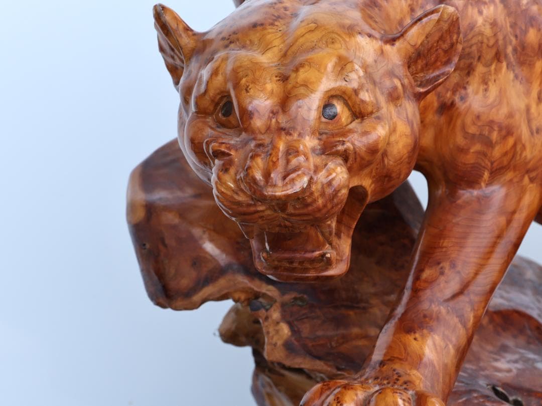 メル82601　木彫　玉杢　泡杢　石噛　一刀彫　豹　眼木象嵌　BK145