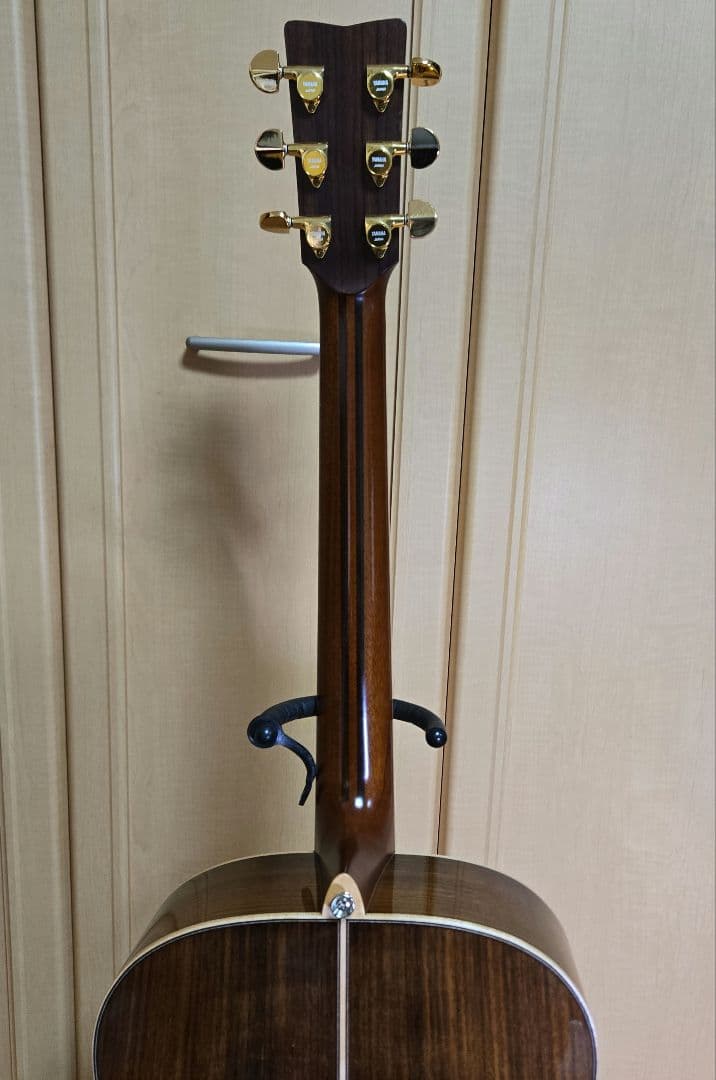 ヤマハLL36 L.R.Baggs. Anthem アコースティックギター