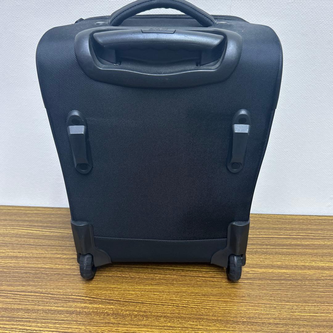 BMW ブラックキャリーケース 伸縮式ハンドル付き　スーツケース
