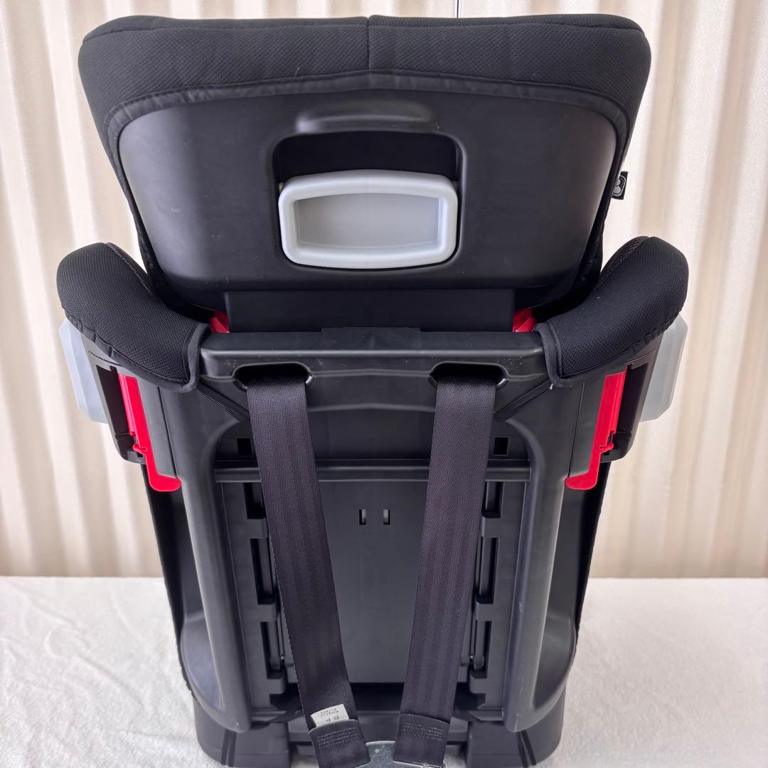 クリーニング済　☆綺麗☆　1才〜12才　ジョイー　ジュニアシート　エレベート　黒