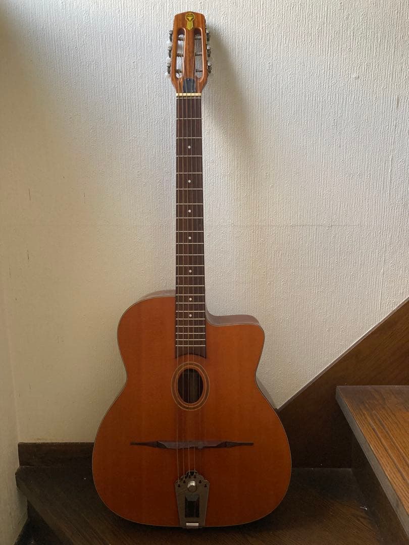 saga BM-200 マカフェリギター サガ　ジャンゴラインハルト日比谷カタン