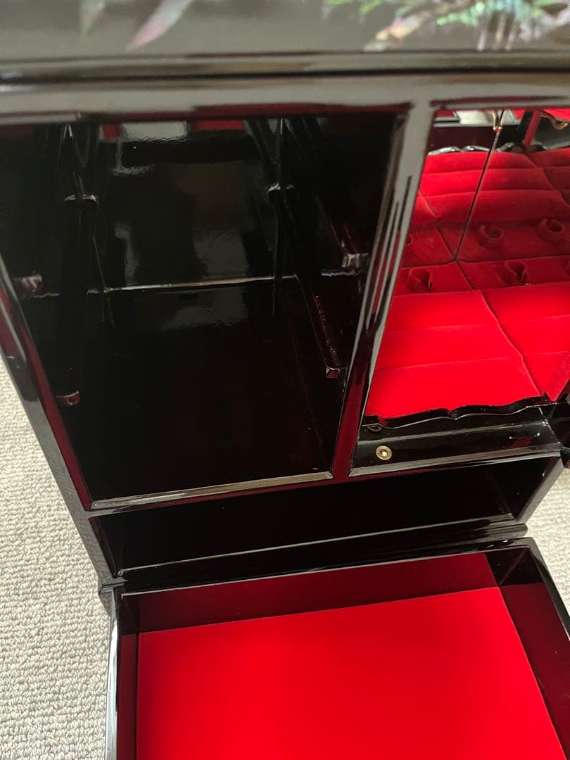 【韓国　螺鈿細工】伝統民芸品　ジュエリーボックス　青貝象嵌細工　アンティーク