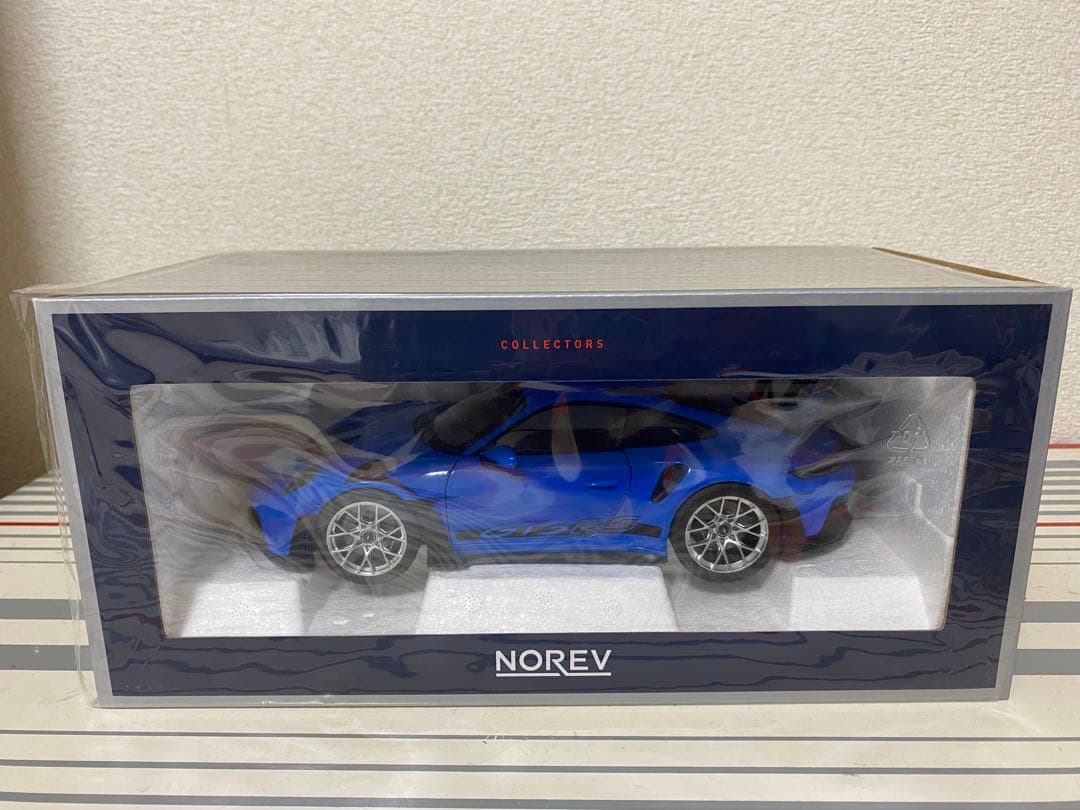 NOREV ポルシェ911 GT3 RS ミニカー 1/18