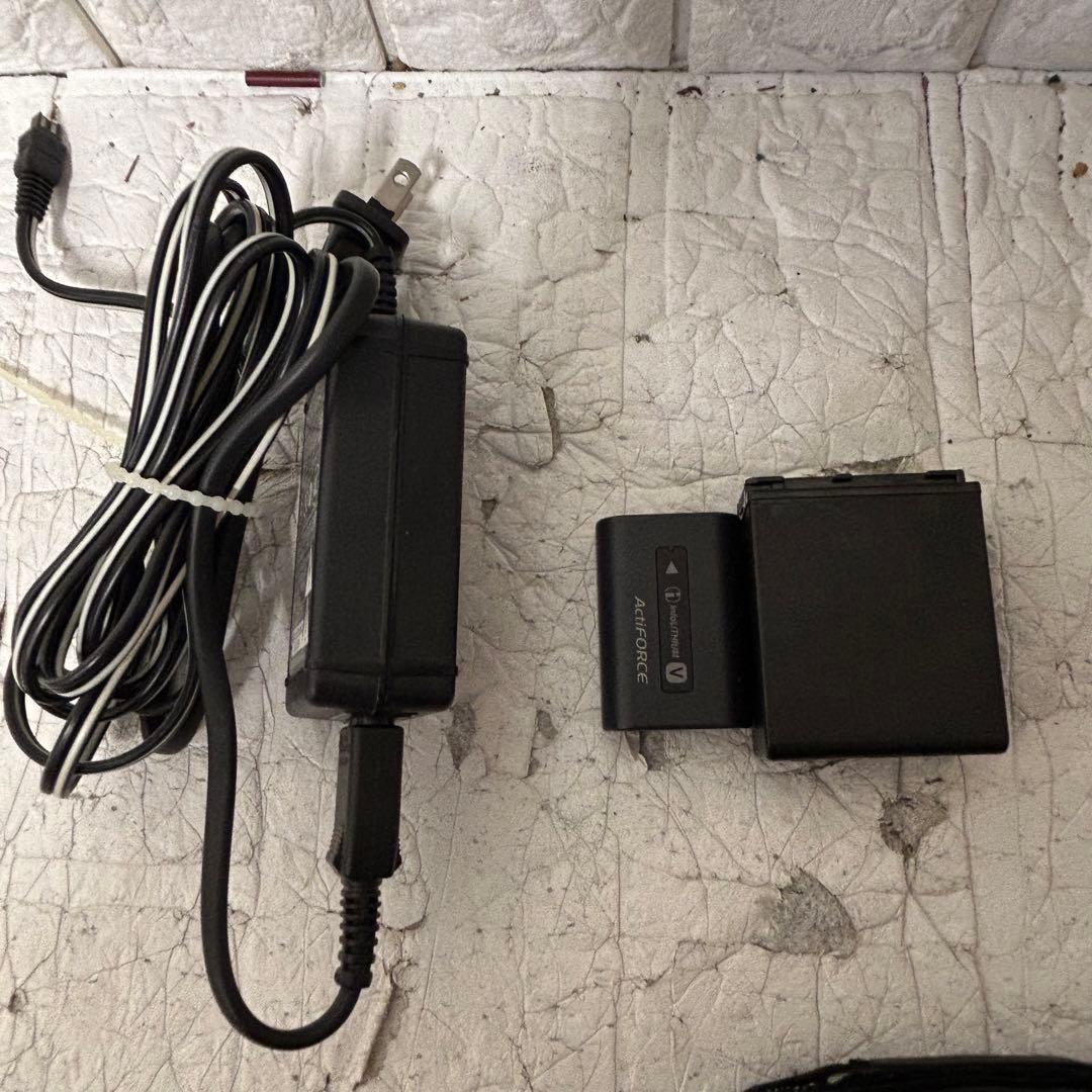 SONY HDR-CX560V ナイトショット GPS搭載 ビデオカメラ