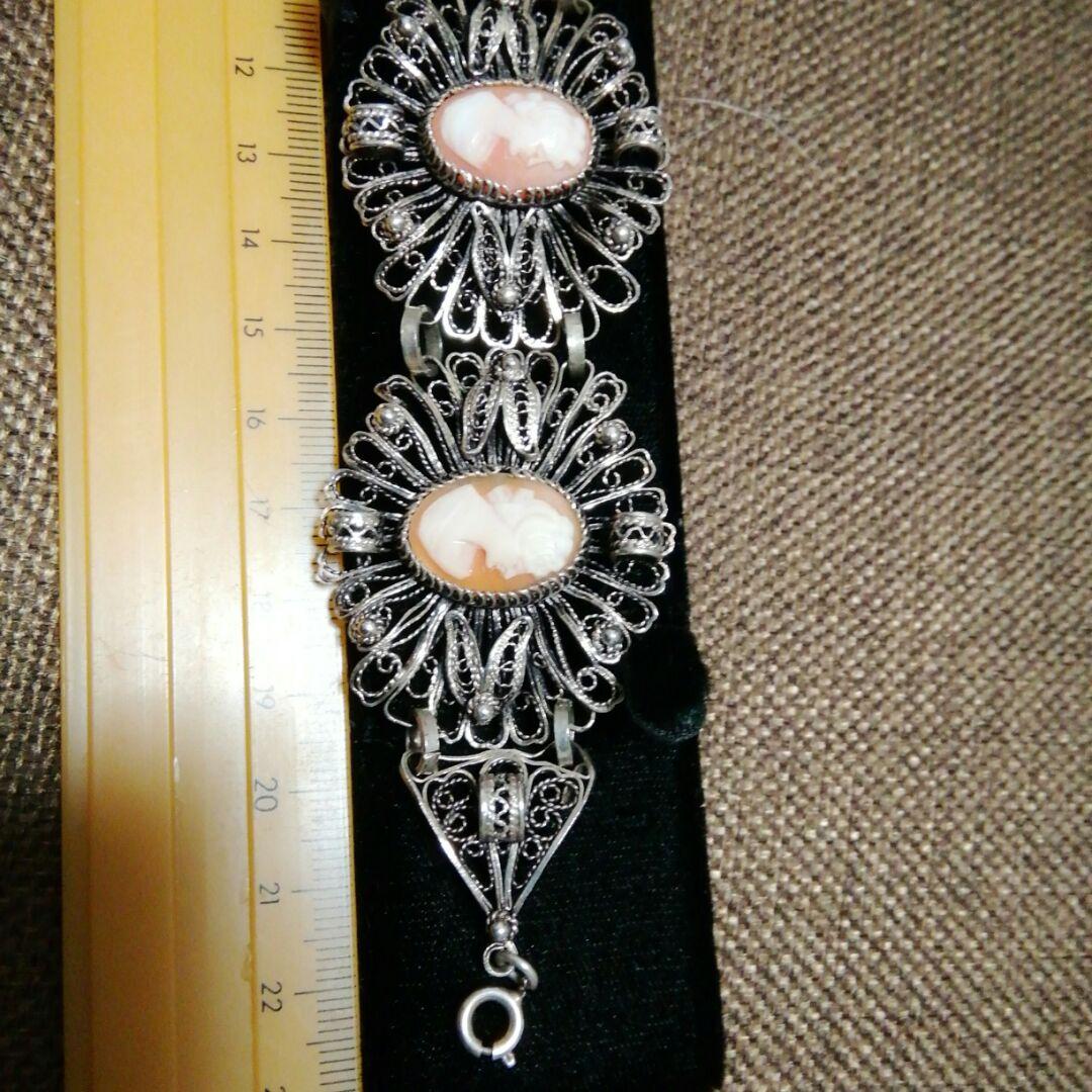 カメオブレスレット