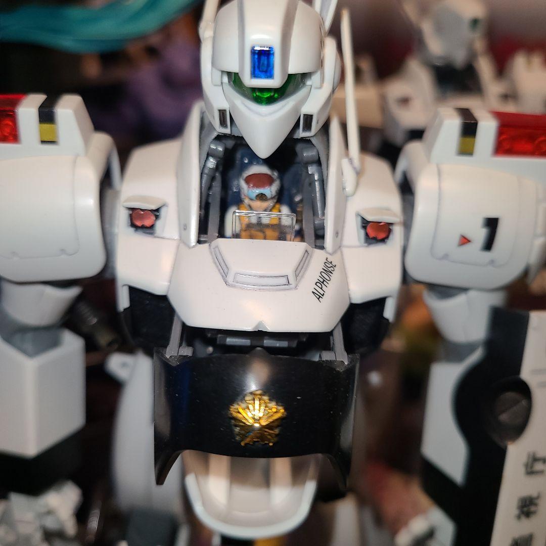 バンダイMG 1/35 パトレイバー イングラム各号機リアクティブアーマ完成品