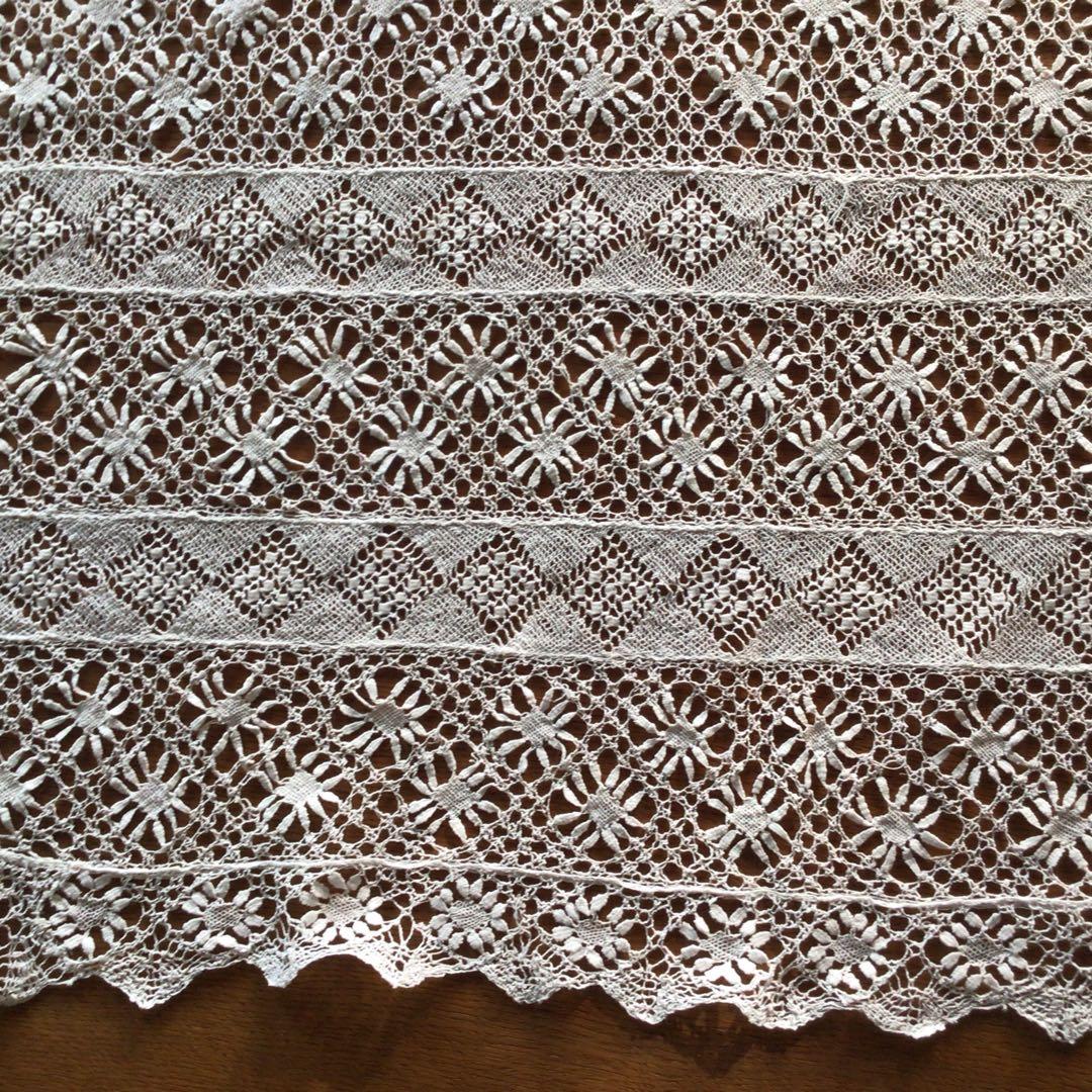 レーステーブルクロス ボビンレース