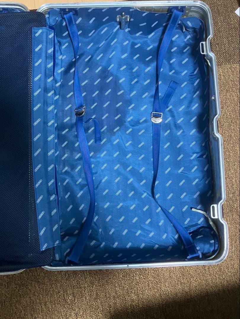 リモワスーツケーストパーズ 82L 4輪　932.70