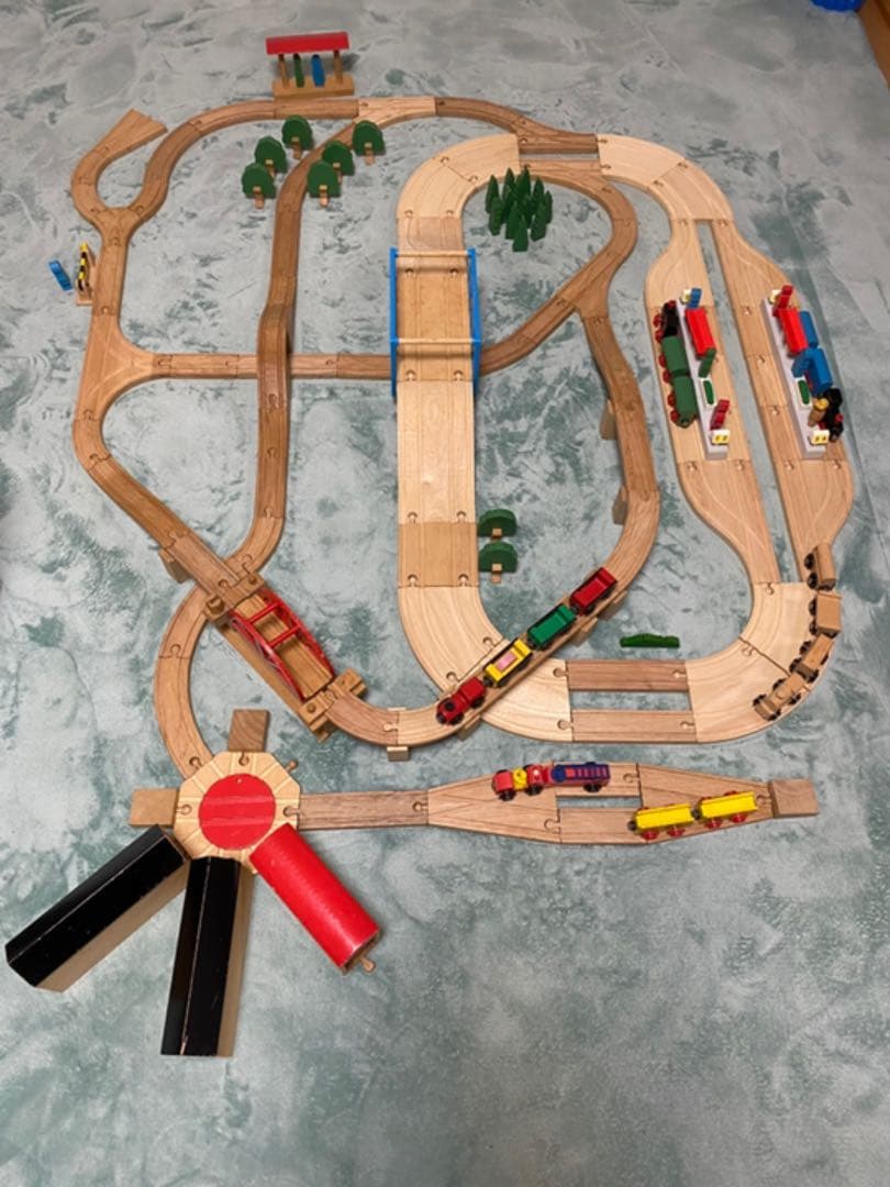 値引き応相談・木のレールセット+列車セット